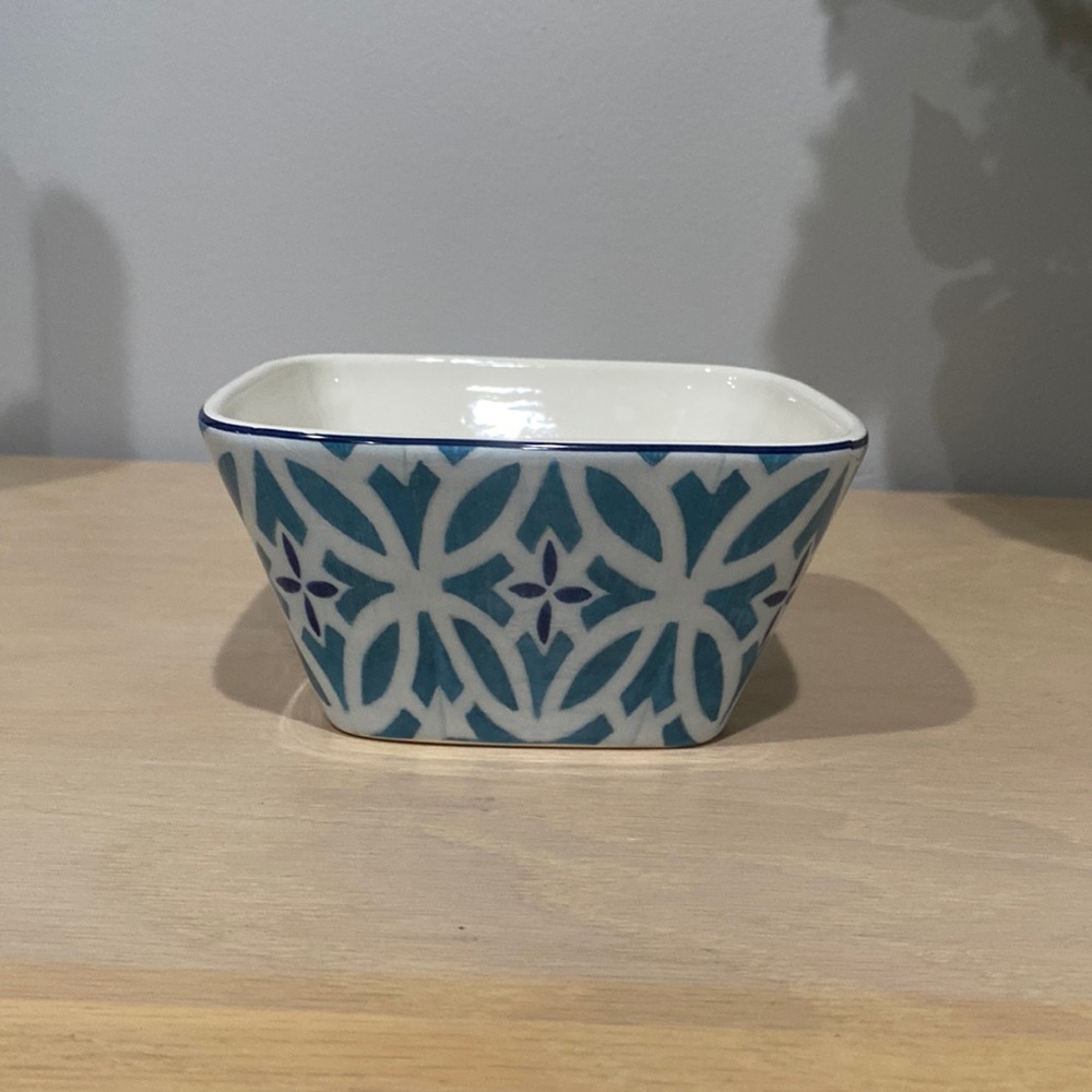Certified International China Jennifer Brinley Bowl